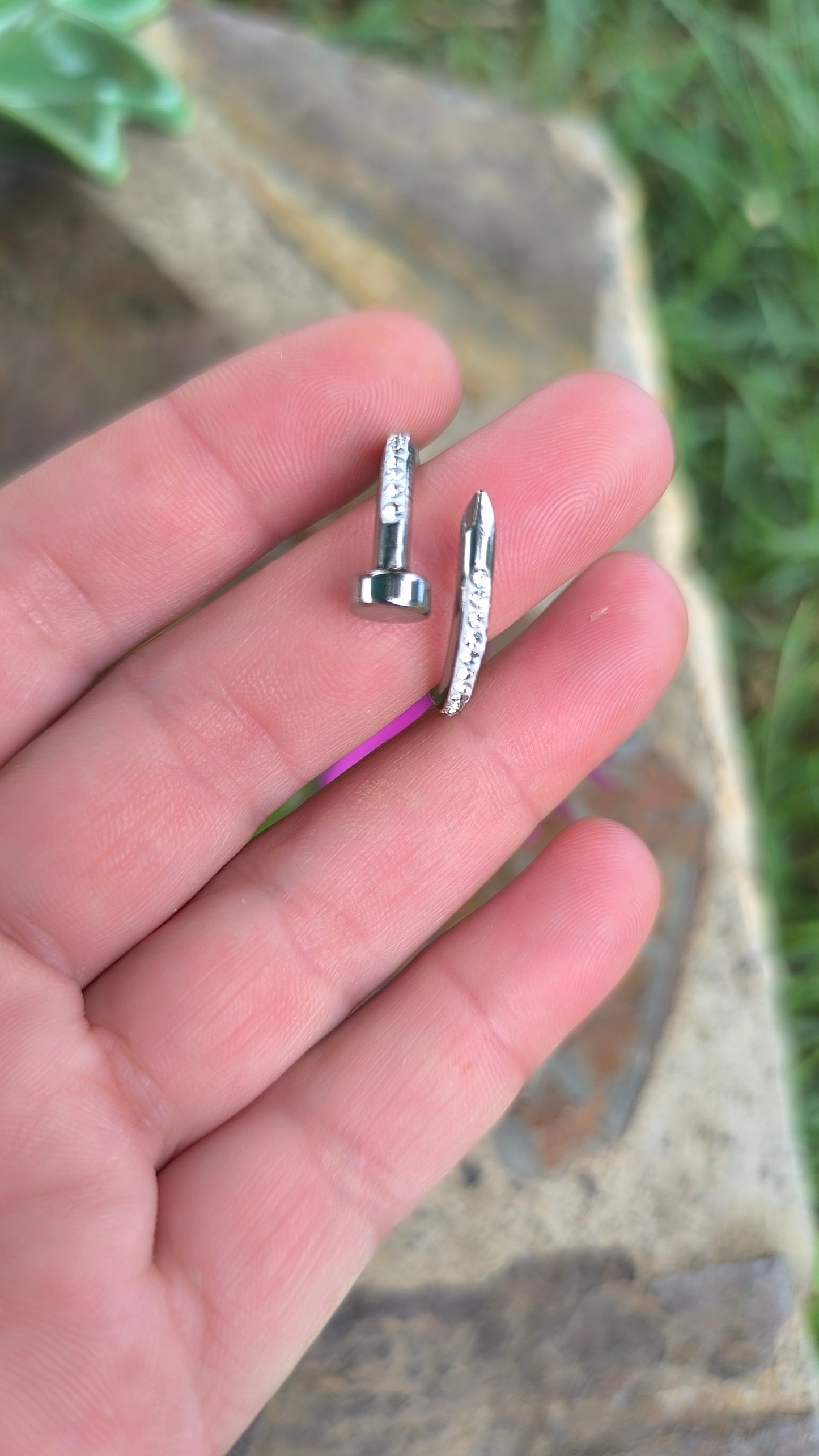 Anillo Clavo