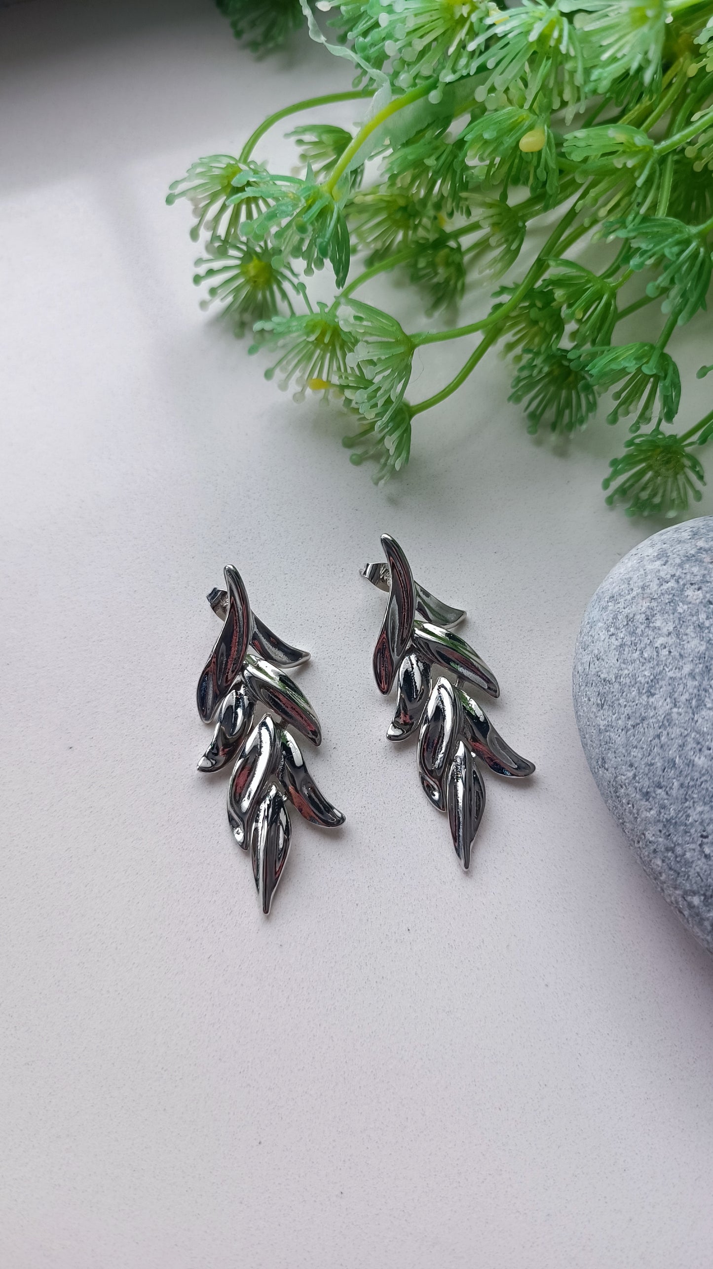Pendientes Hoja de Acero