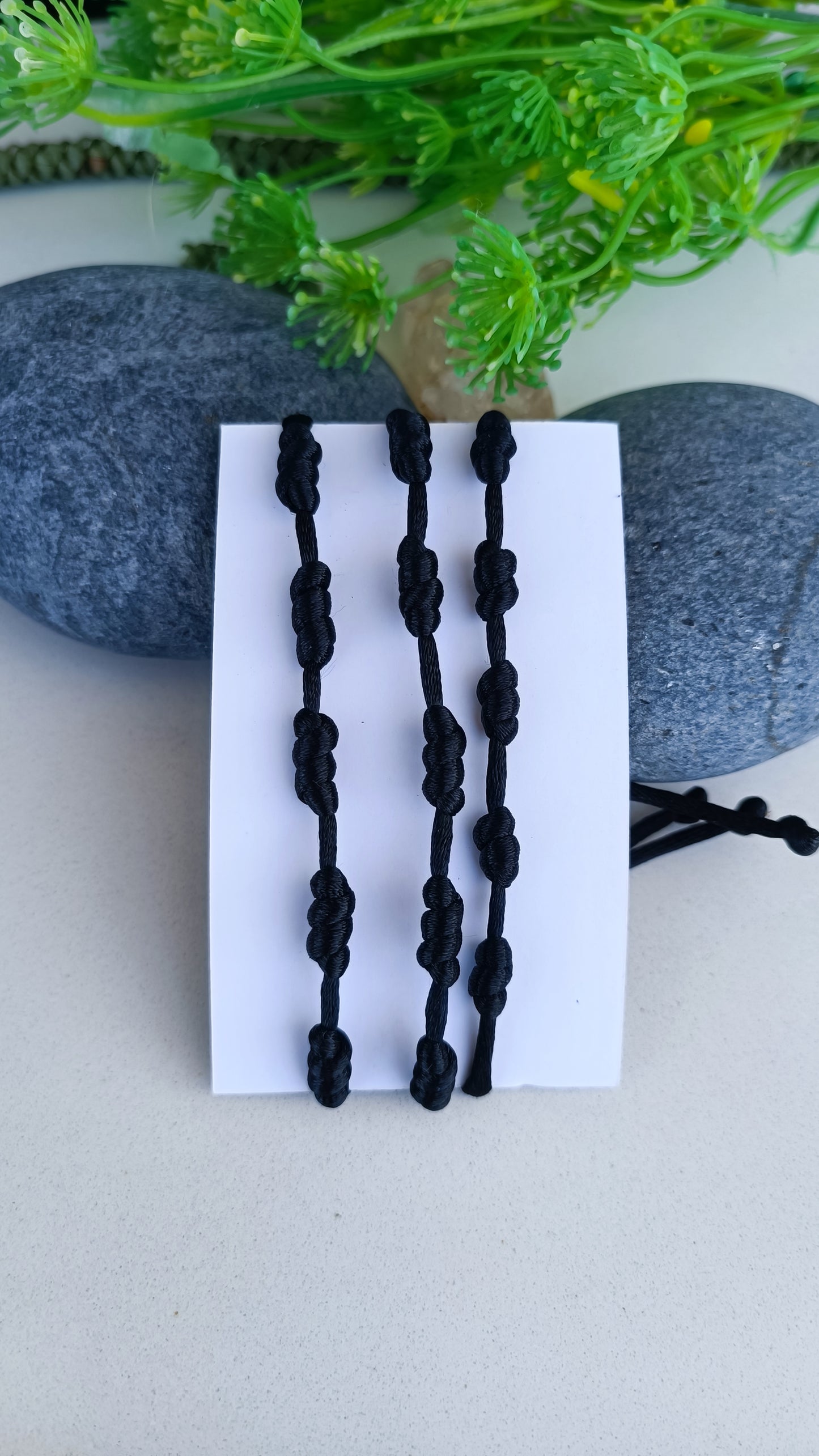 Pulsera Negra 7 Nudos